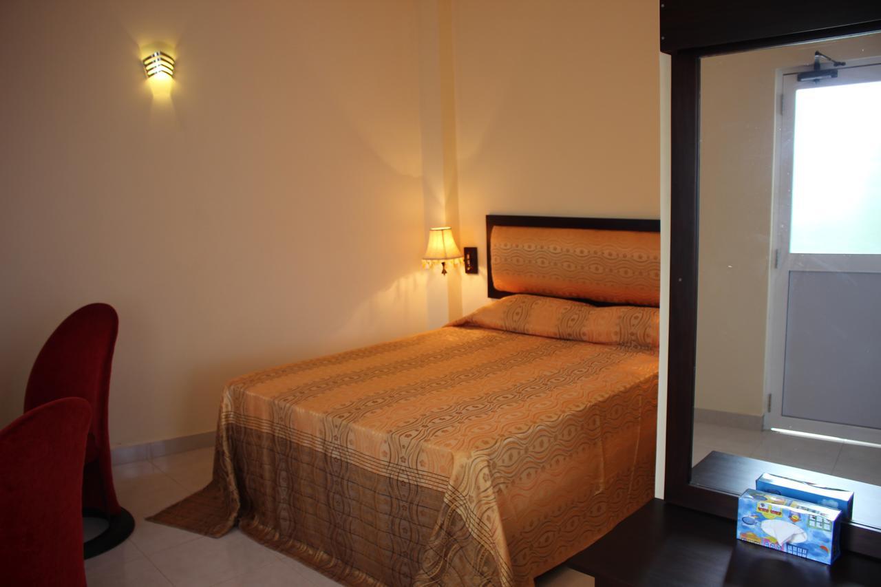 K And K Country Resort Minuwangoda Exterior photo
