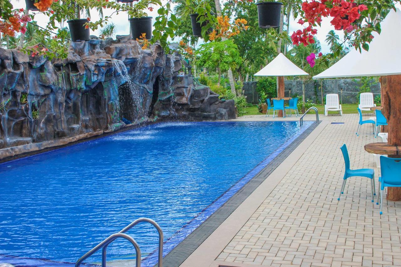 K And K Country Resort Minuwangoda Exterior photo